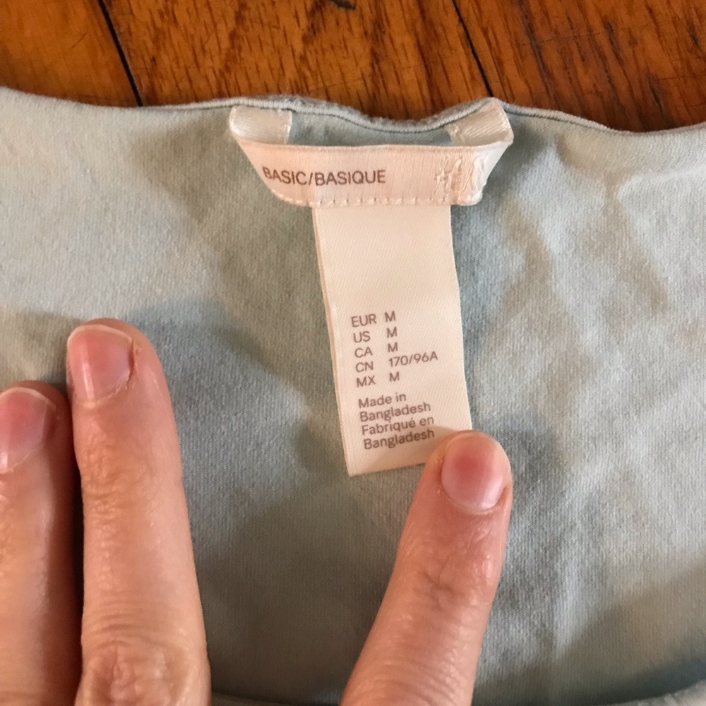 Pink and Blue basic tank tops - Picture 4 of 10